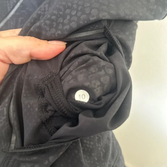Lululemon Light Speed Vest size 10 - Picture 10 of 10